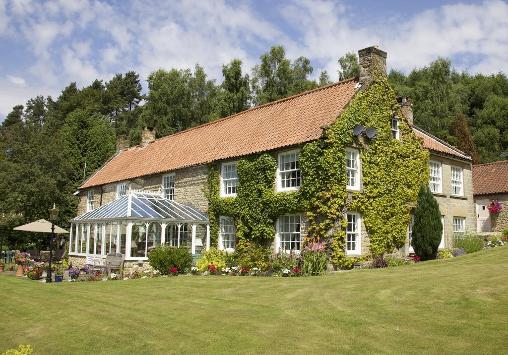 Levisham High Dalby House & Cottages מראה חיצוני תמונה
