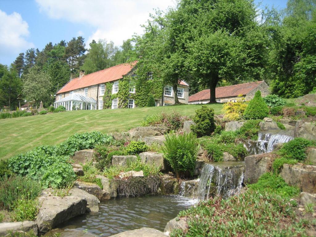 Levisham High Dalby House & Cottages מראה חיצוני תמונה